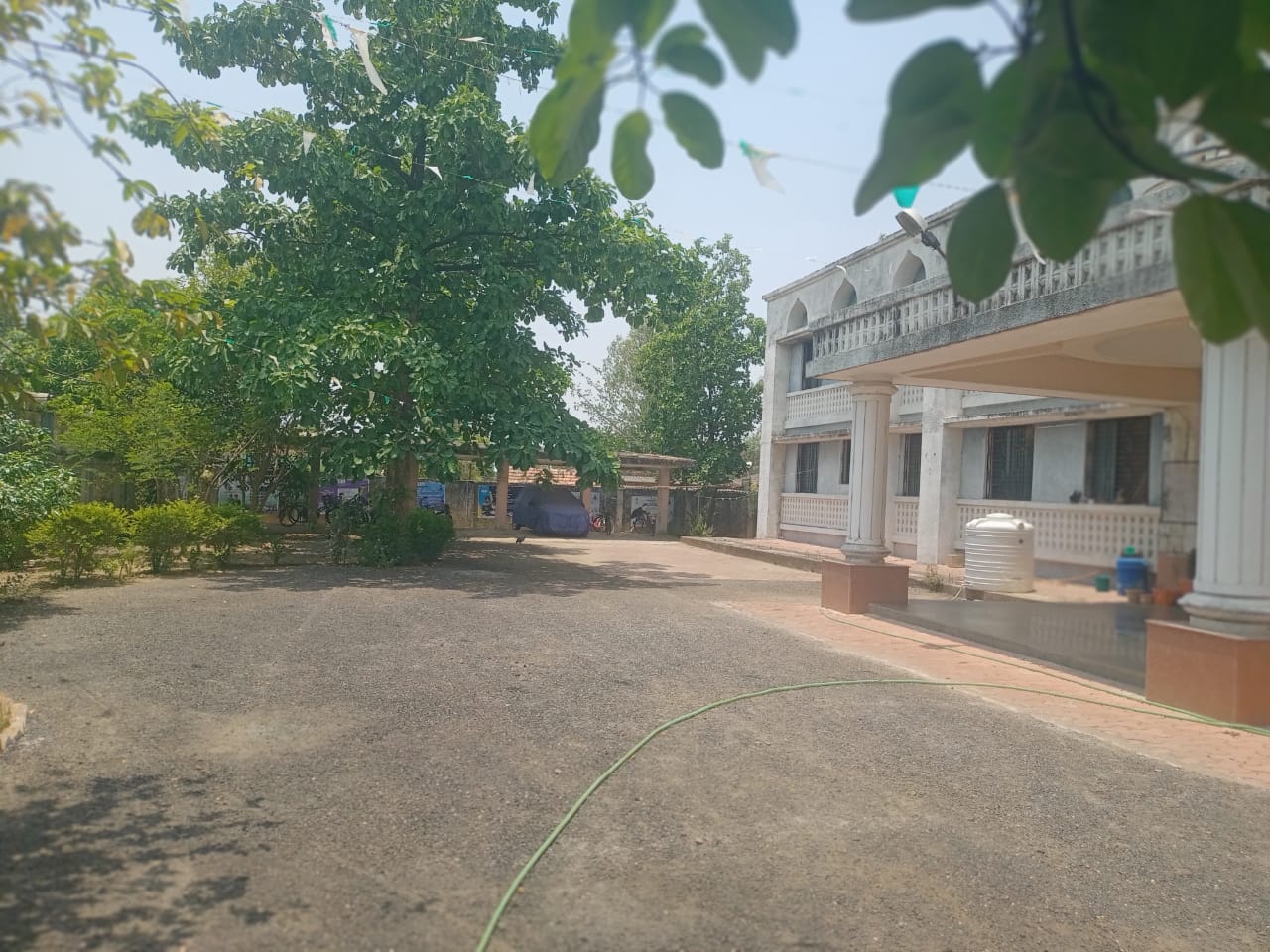 fe67e8c8-8e03-47d3-834b-e519ccaf33d0